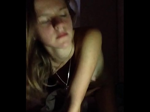 ❤️ In famke masturbeart en komt Porno by porno fy.pornolymp.ru ️❤